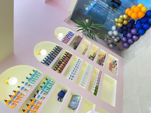 عکس لوازم آرایشی مون چری