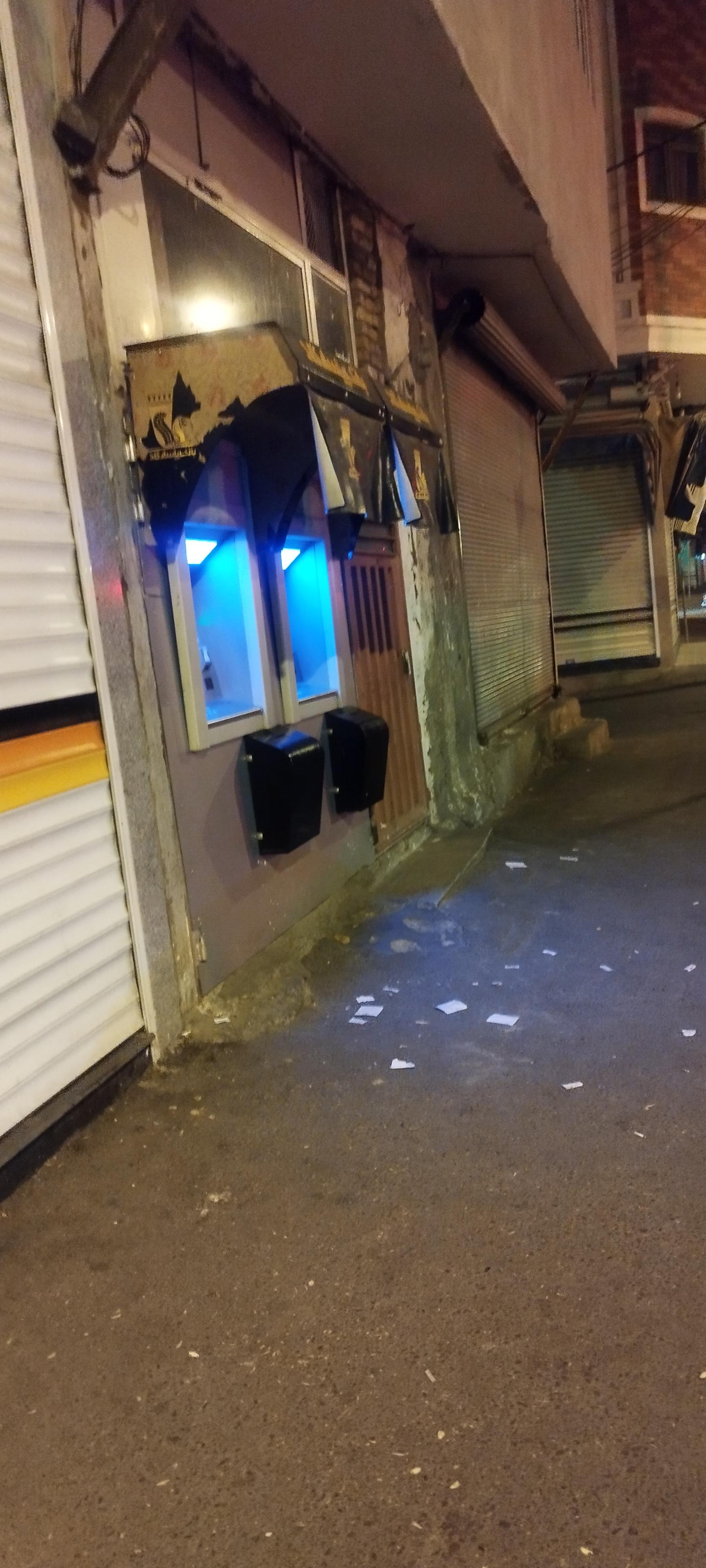 عکس خودپرداز بانک پاسارگاد