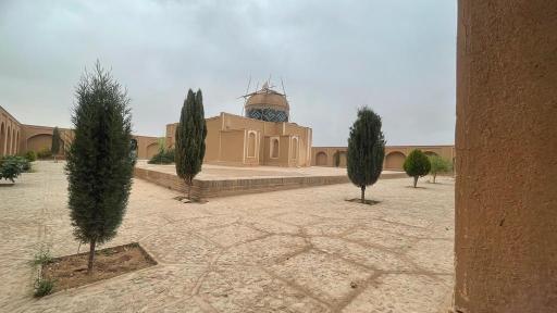عکس مقبره شیخ عبد السلام