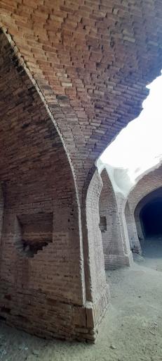 عکس کاروان سرا صدر آباد 