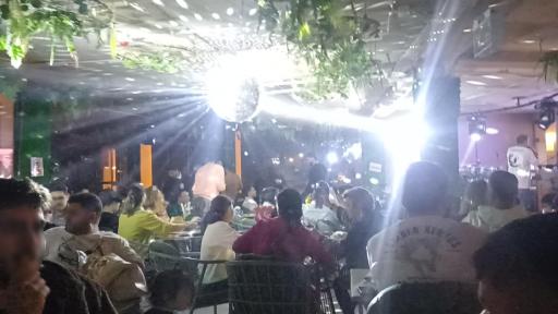 عکس کافه رستوران توسکا