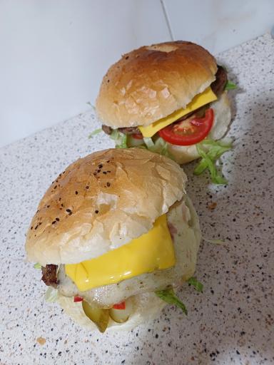 فست فود مادر