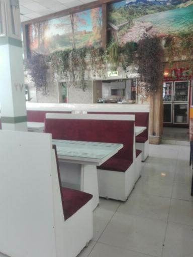 عکس آلاچیق و رستوران سنتی ساحل