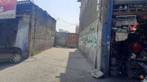 عکس پارکینگ آزادگان 