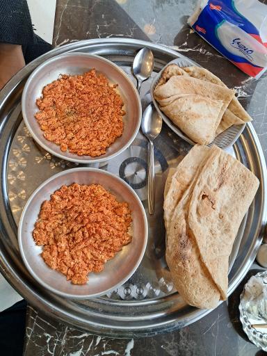 عکس کافه صبحانه اردیبهشت