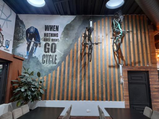 عکس کافه رستوران بایسیکل 