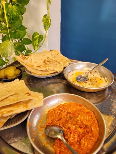 عکس کافه صبحانه اردیبهشت