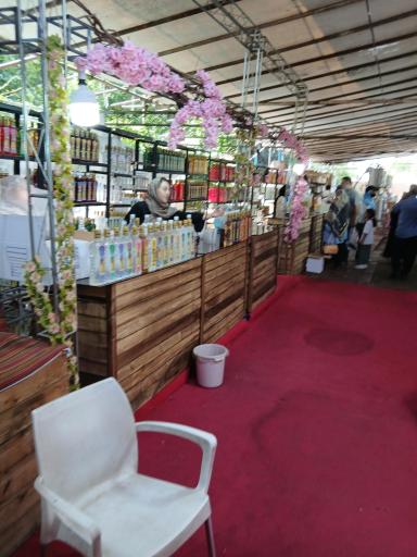 عکس غرفه های خوراکی های سنتی