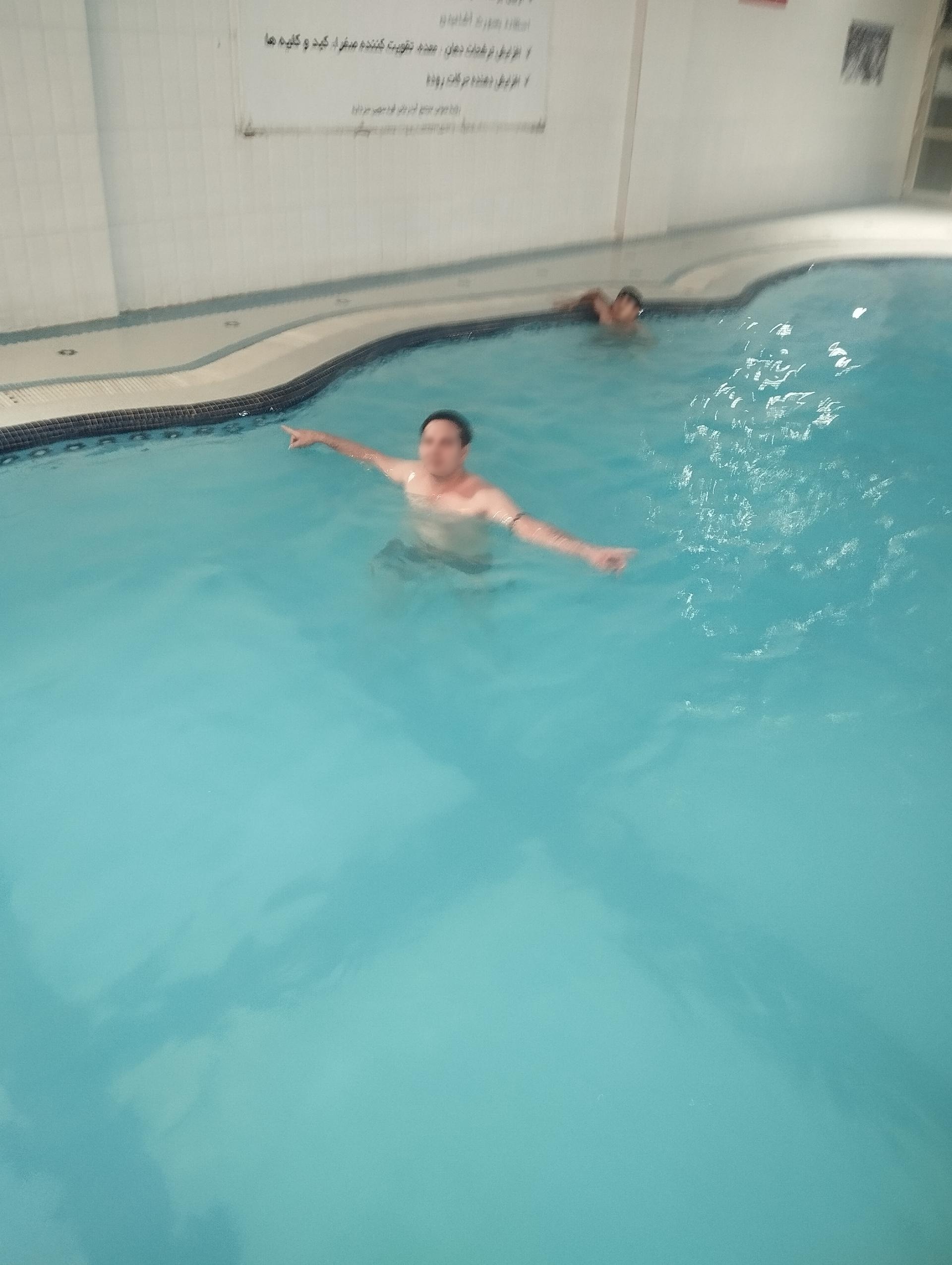 عکس چشمه قدیمی آبگرم قینرجه