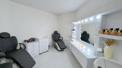 عکس سالن زیبایی الی