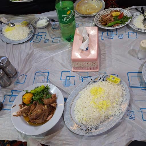 عکس رستوران حاتم