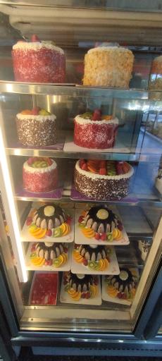 عکس شیرینی لادن