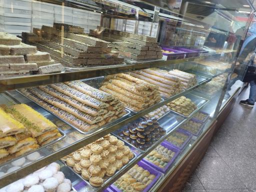 شیرینی لادن