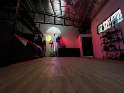 عکس آلفا رنتال تجهیزات فیلمبرداری مرتضی صادقی