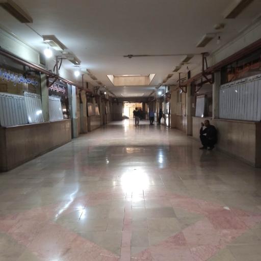 عکس پایانه بزرگ حمل و نقل کالا و بار سنگین استان تهران