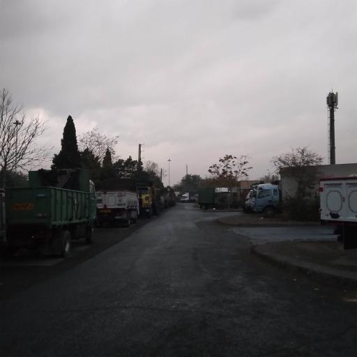 عکس پایانه بزرگ حمل و نقل کالا و بار سنگین استان تهران