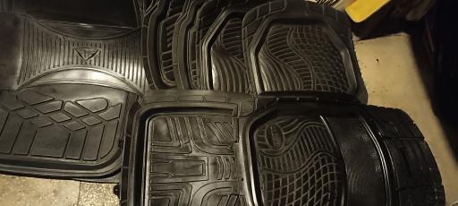 عکس فروشگاه روکش صندلی استوک