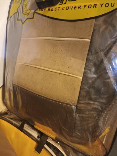 عکس فروشگاه روکش صندلی استوک