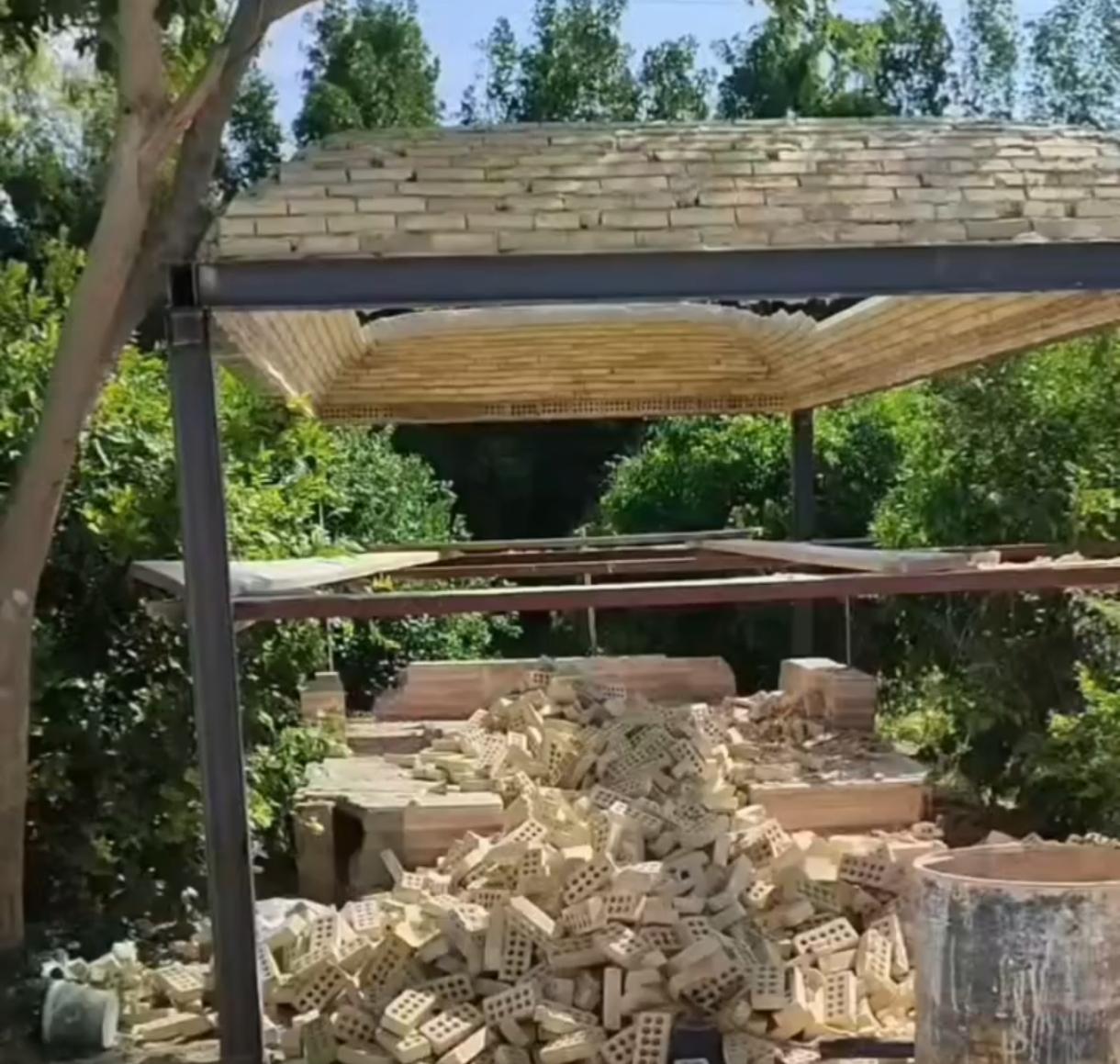 عکس کارخانه آجر دیرینه امینی