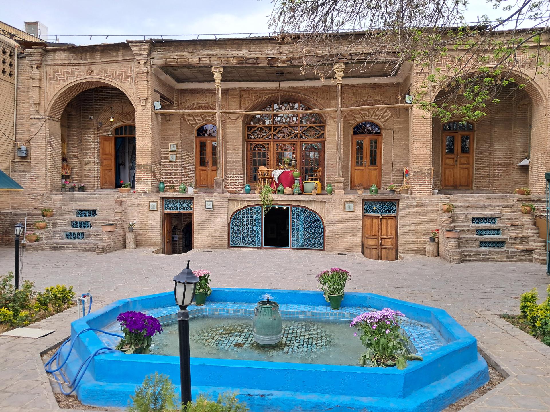 عکس خانه رئوفیها