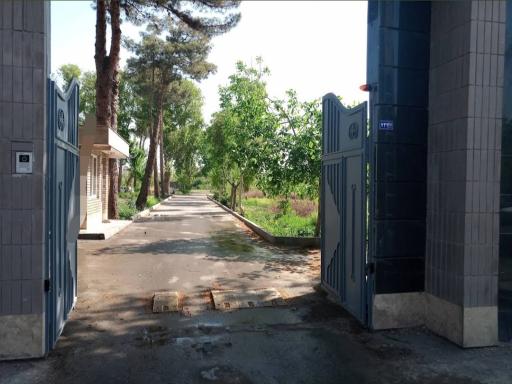 عکس تالار مبادلات املاک آستان قدس