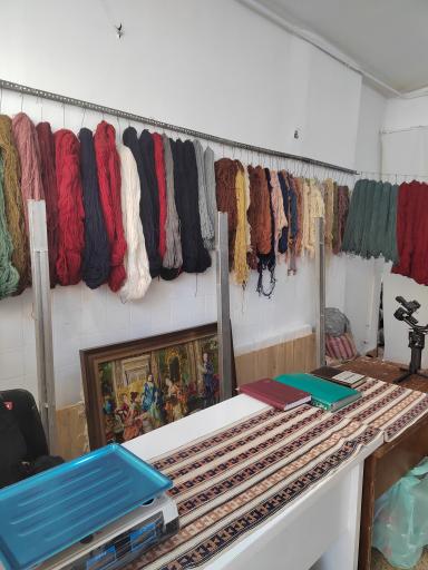 عکس قالی بافی گل نقش