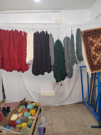 عکس قالی بافی گل نقش