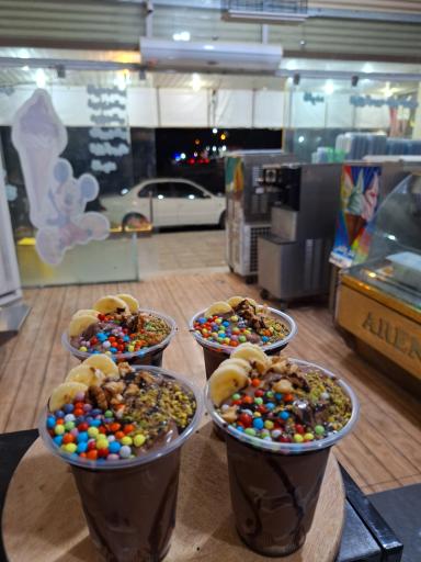 عکس بستنی با شیر گاومیش آرن