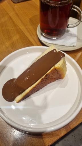 عکس کافه ساعدی نیا