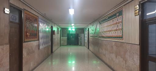 عکس دبیرستان پسرانه نمونه دولتی زنده یاد صادقی