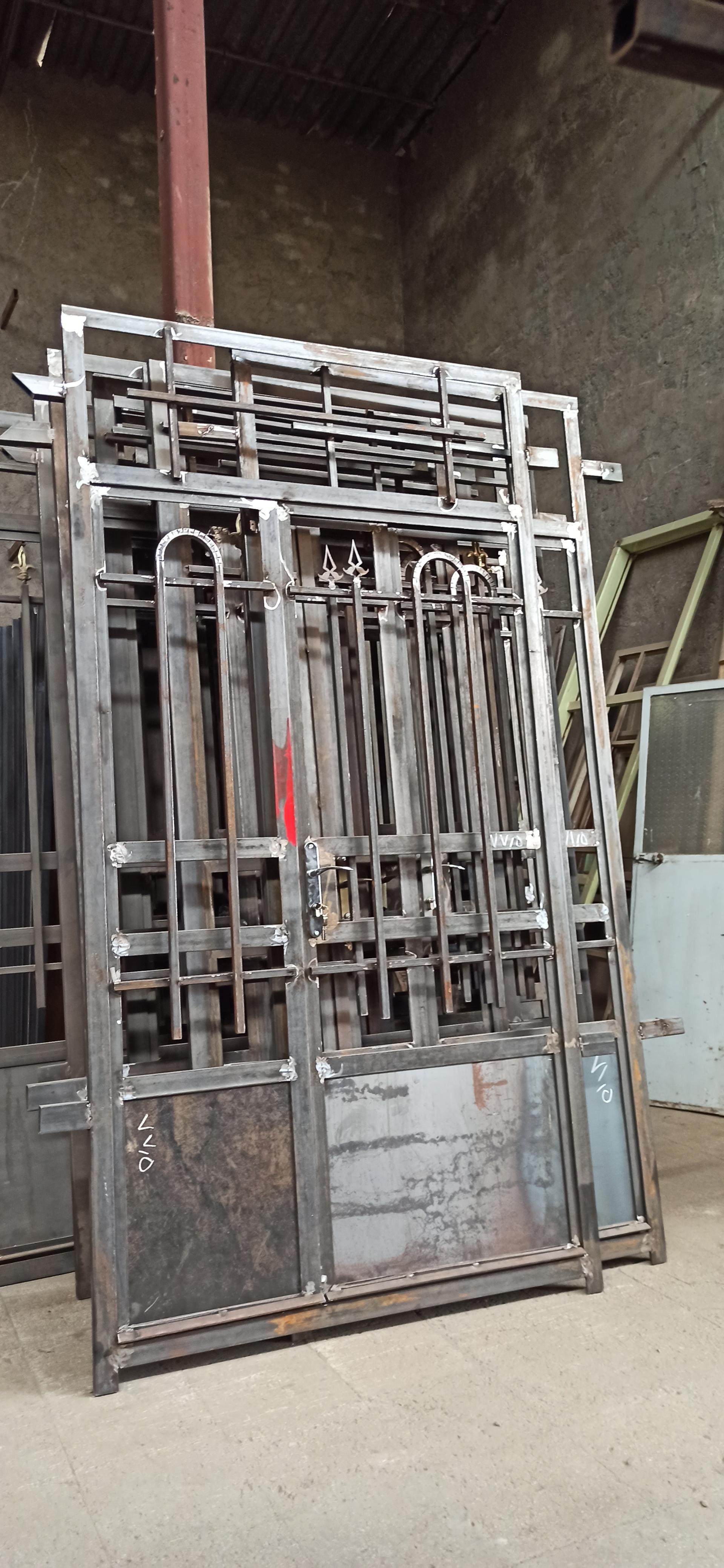 عکس درب و پنجره فروشی سید (نجاری)