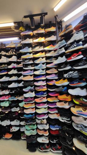 عکس کتونی EF1