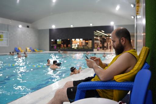 عکس مجموعه ورزشی آب و آفتاب
