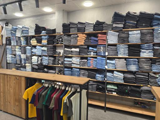 عکس بوتیک احسان عباسیان