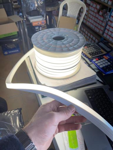 کالای برق فولادی