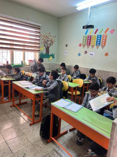 عکس دبستان پسرانه فضیلت