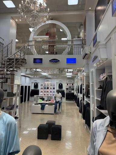 عکس پوشاک جامعه