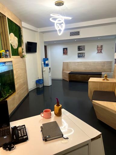 عکس کلینیک دندانپزشکی درنیکا