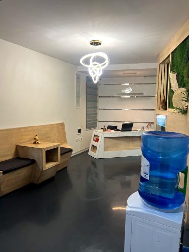 عکس کلینیک دندانپزشکی درنیکا