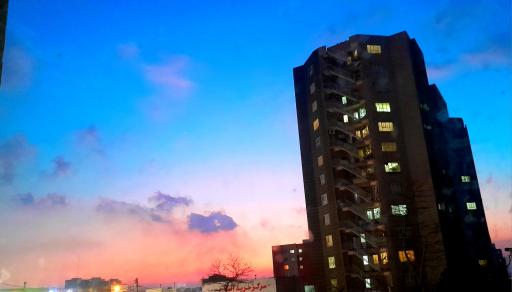 عکس برج های سه قلوی اندیشه