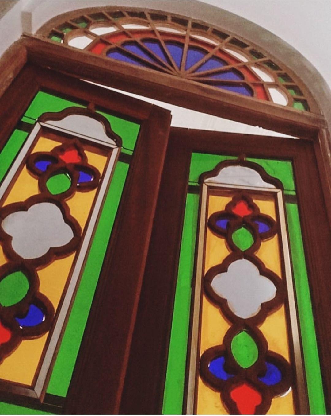 عکس کارگاه نجاری و گره چینی رحیمی