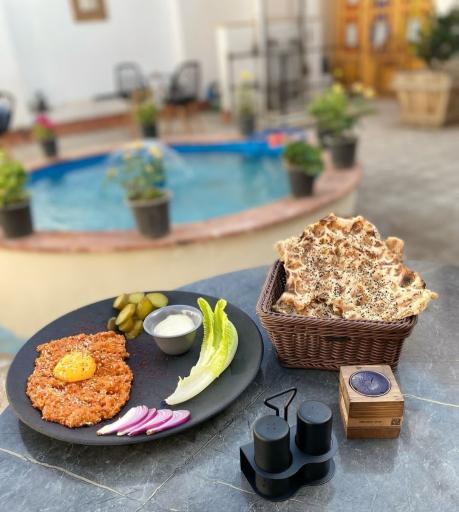 عکس کافه رستوران مون