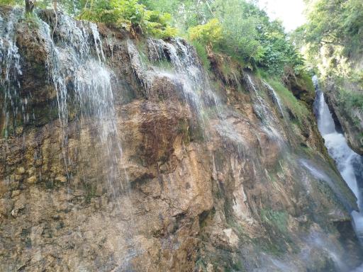 عکس آبشار گل آخور