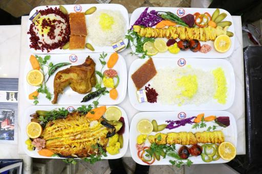 عکس تهیه غذای قوام