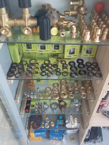 عکس خدمات پمپ کارواش صنعتی 