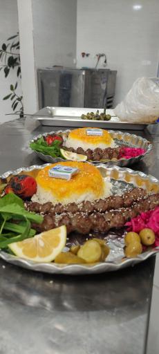 عکس رستوران دورچین