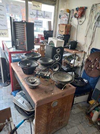 عکس تعمیرات وسایل برقی سالار