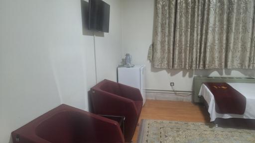 خانه معلم اراک (هتل معلم)