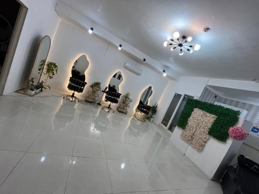 عکس سالن زیبایی لیلا ناظری