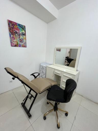 عکس سالن زیبایی لیلا ناظری